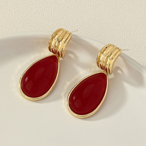 Vintage Raindrop Earrings - Picture 1 of 3